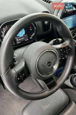 Внедорожник / Кроссовер MINI Countryman 2023 в 