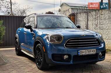 Хэтчбек MINI Countryman 2017 в 