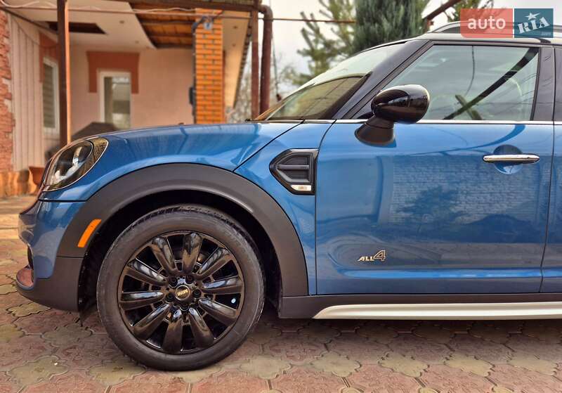 Хэтчбек MINI Countryman 2017 в Запорожье
