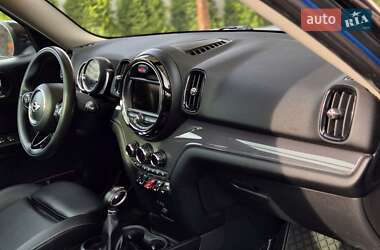 Хэтчбек MINI Countryman 2017 в 