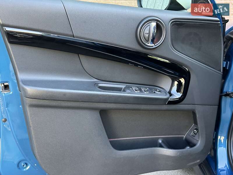 Хэтчбек MINI Countryman 2019 в Одессе фото 19 Хэтчбек MINI Countryman 2019 в Одессе