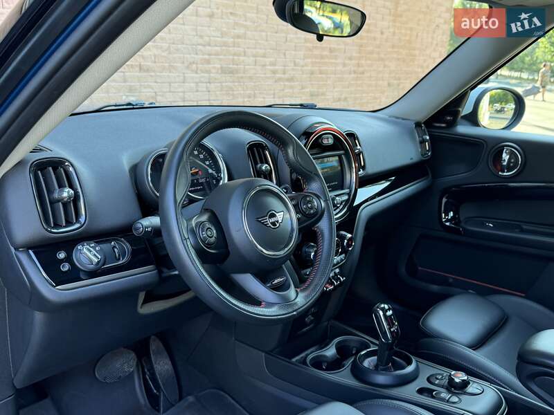 Хэтчбек MINI Countryman 2019 в Одессе фото 22 Хэтчбек MINI Countryman 2019 в Одессе