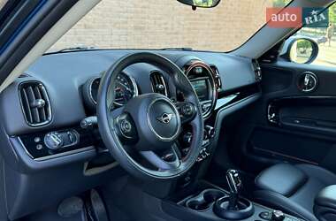 Хэтчбек MINI Countryman 2019 в 