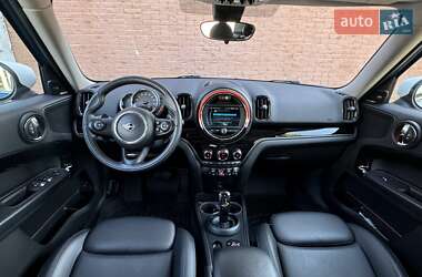 Хэтчбек MINI Countryman 2019 в 