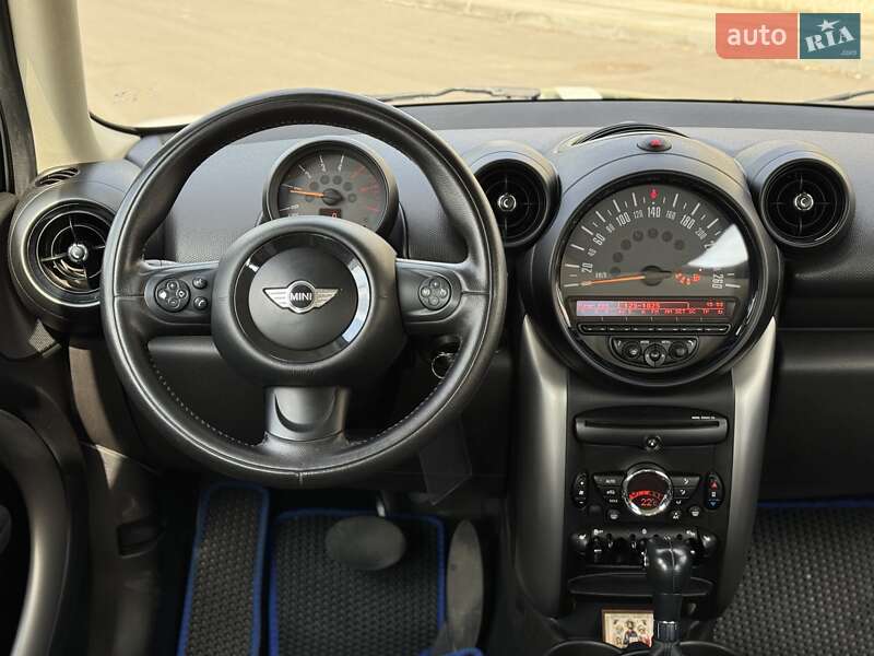 Внедорожник / Кроссовер MINI Countryman 2015 в Днепре фото 19 Внедорожник / Кроссовер MINI Countryman 2015 в Днепре