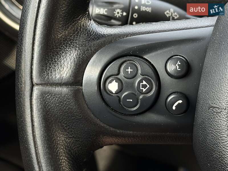 Внедорожник / Кроссовер MINI Countryman 2015 в Днепре фото 23 Внедорожник / Кроссовер MINI Countryman 2015 в Днепре