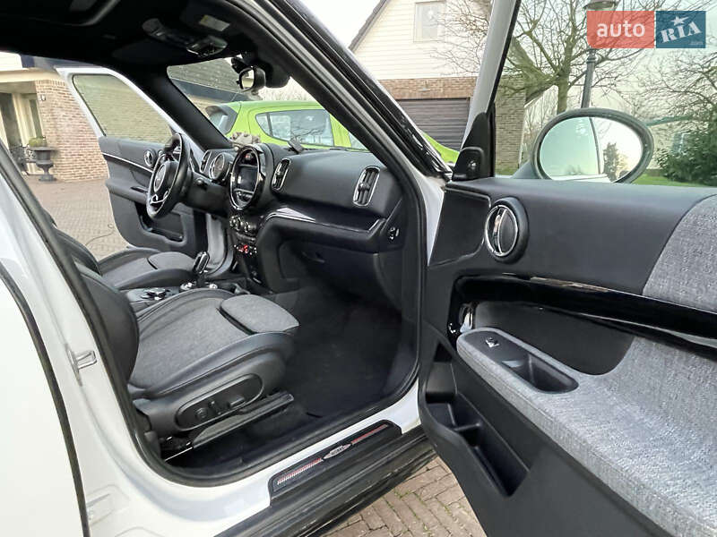 Хэтчбек MINI Countryman 2019 в Днепре