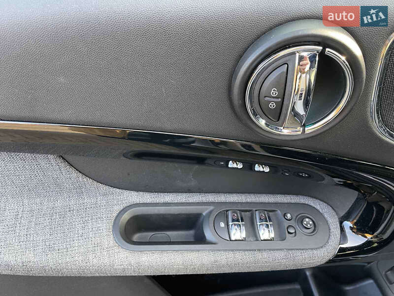 Хэтчбек MINI Countryman 2019 в Днепре