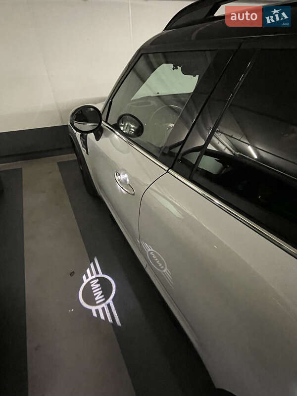 Хэтчбек MINI Countryman 2019 в Днепре