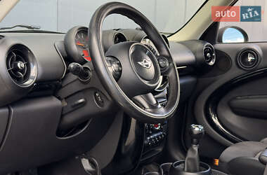 Внедорожник / Кроссовер MINI Countryman 2015 в 