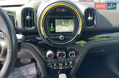 Хэтчбек MINI Countryman 2018 в 