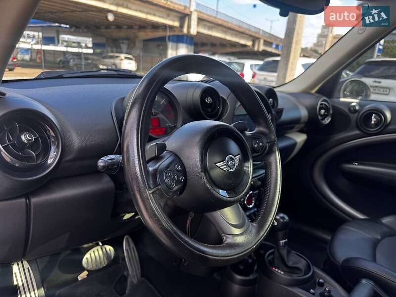 Внедорожник / Кроссовер MINI Countryman 2015 в Днепре фото 16 Внедорожник / Кроссовер MINI Countryman 2015 в Днепре