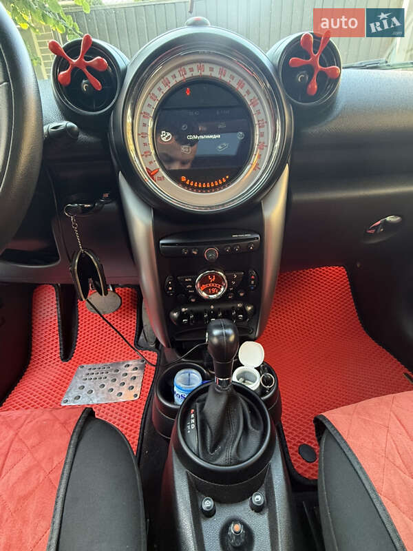 Внедорожник / Кроссовер MINI Countryman 2013 в Самборе