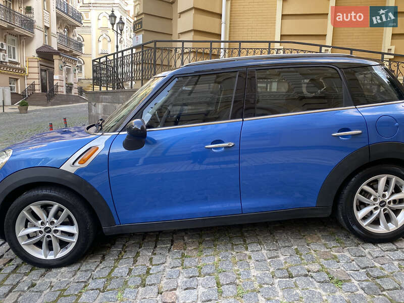 Внедорожник / Кроссовер MINI Countryman 2014 в Киеве