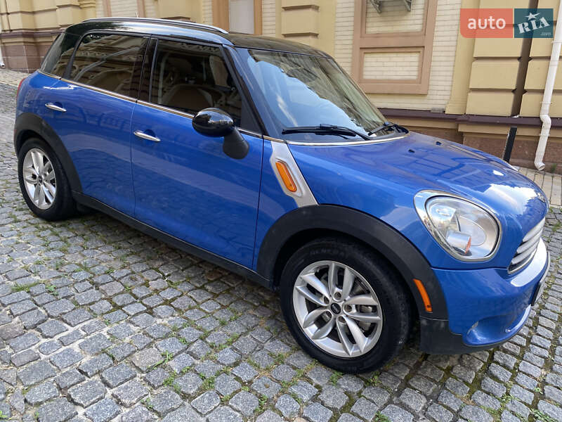 Внедорожник / Кроссовер MINI Countryman 2014 в Киеве
