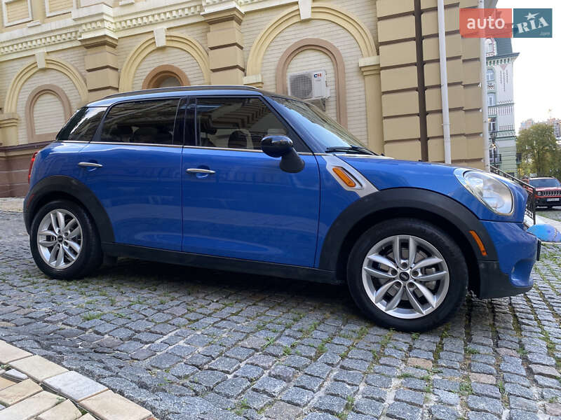 Внедорожник / Кроссовер MINI Countryman 2014 в Киеве