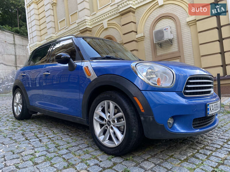 Внедорожник / Кроссовер MINI Countryman 2014 в Киеве