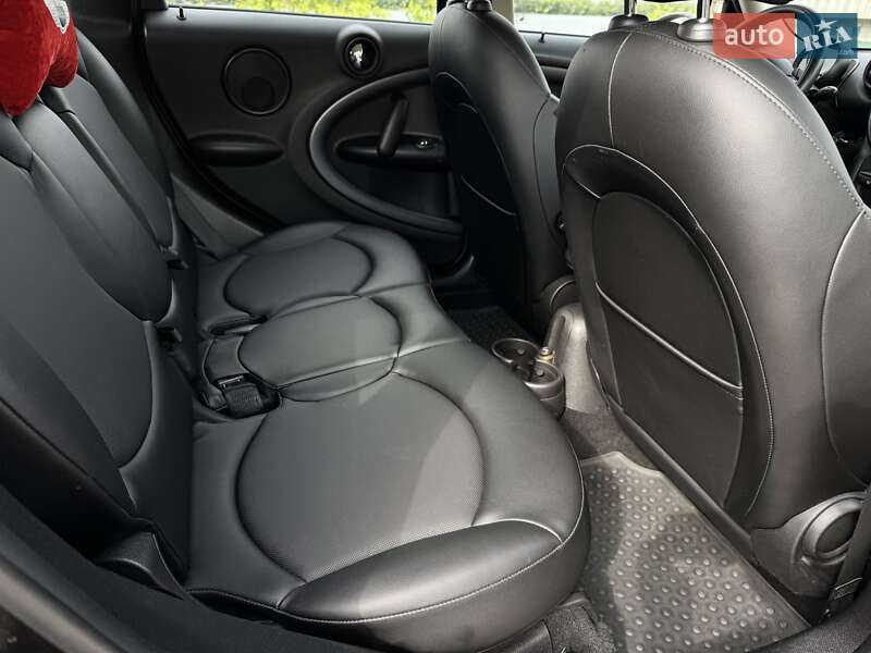 Внедорожник / Кроссовер MINI Countryman 2015 в Днепре