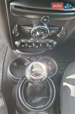Внедорожник / Кроссовер MINI Countryman 2013 в 