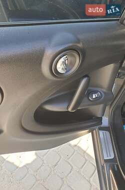 Внедорожник / Кроссовер MINI Countryman 2013 в 