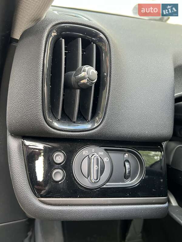 Позашляховик / Кросовер MINI Countryman 2023 в Первомайську