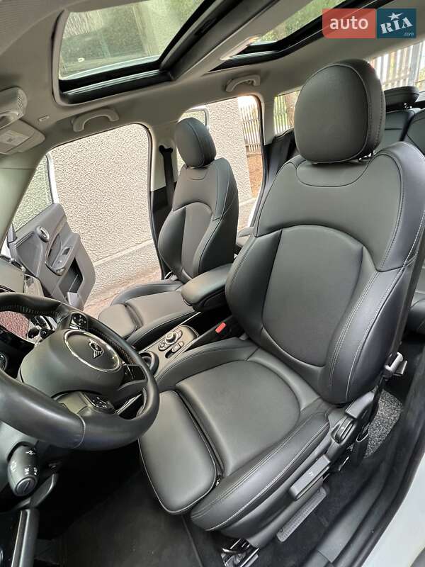 Позашляховик / Кросовер MINI Countryman 2023 в Первомайську