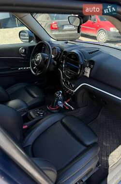Хэтчбек MINI Countryman 2018 в 