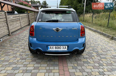 Внедорожник / Кроссовер MINI Countryman 2016 в 