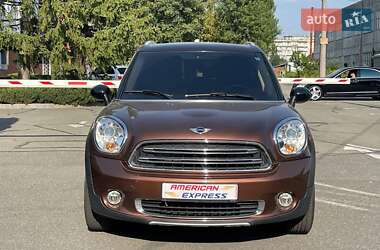 Внедорожник / Кроссовер MINI Countryman 2015 в 