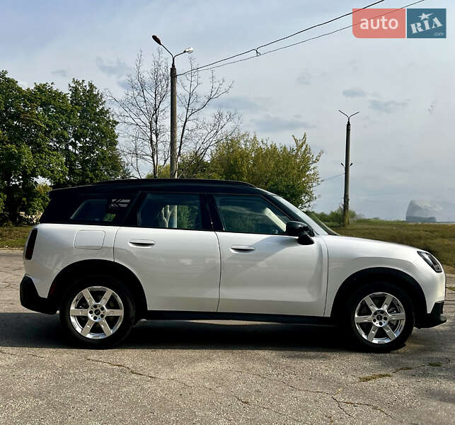 Внедорожник / Кроссовер MINI Countryman 2024 в Харькове