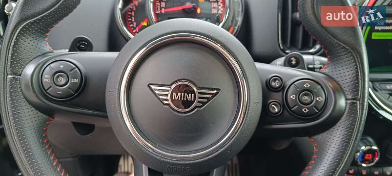Хэтчбек MINI Countryman 2020 в Киеве фото 25 Хэтчбек MINI Countryman 2020 в Киеве