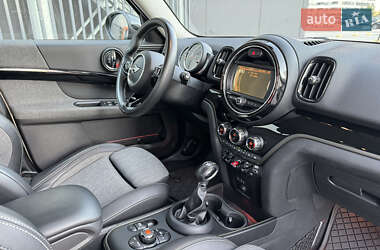 Хэтчбек MINI Countryman 2017 в 