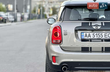 Хэтчбек MINI Countryman 2017 в 