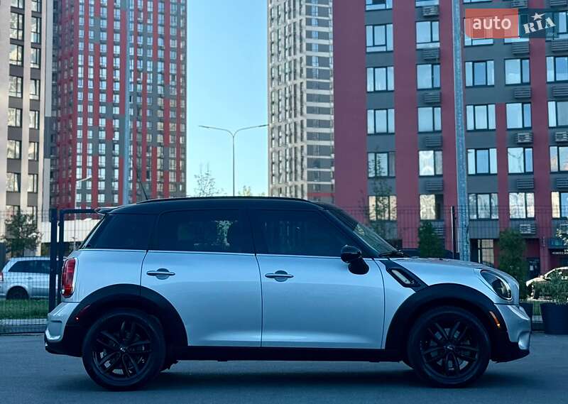 Внедорожник / Кроссовер MINI Countryman 2014 в Киеве