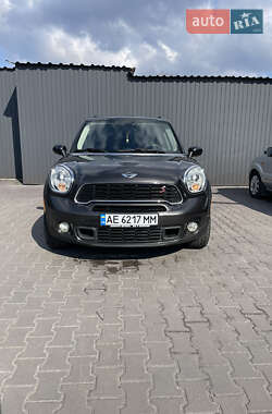 Внедорожник / Кроссовер MINI Countryman 2015 в 