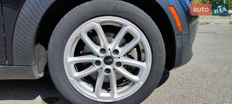 Внедорожник / Кроссовер MINI Countryman 2016 в Черкассах