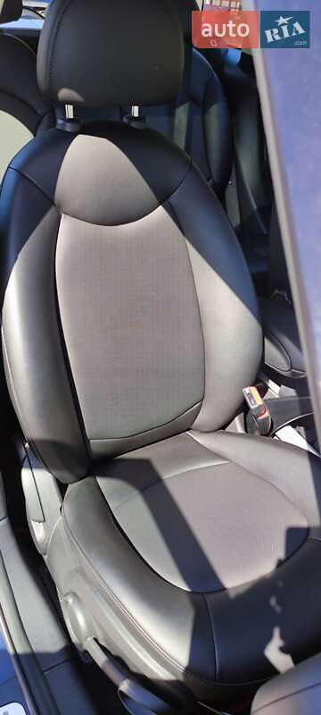 Внедорожник / Кроссовер MINI Countryman 2016 в Черкассах