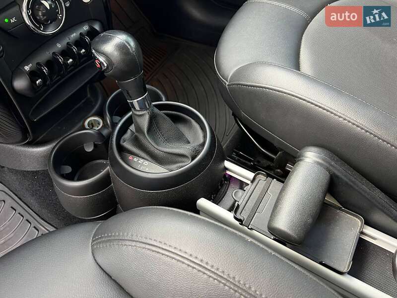 Внедорожник / Кроссовер MINI Countryman 2013 в Киеве