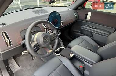 Позашляховик / Кросовер MINI Countryman 2025 в 