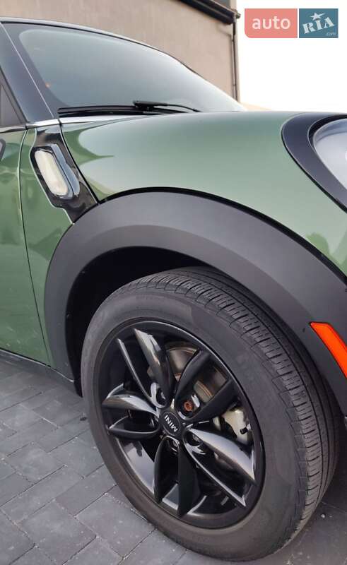 Внедорожник / Кроссовер MINI Countryman 2016 в Киеве фото 19 Внедорожник / Кроссовер MINI Countryman 2016 в Киеве