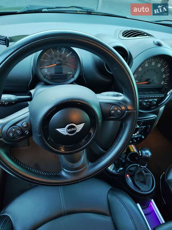 Внедорожник / Кроссовер MINI Countryman 2016 в Киеве фото 23 Внедорожник / Кроссовер MINI Countryman 2016 в Киеве