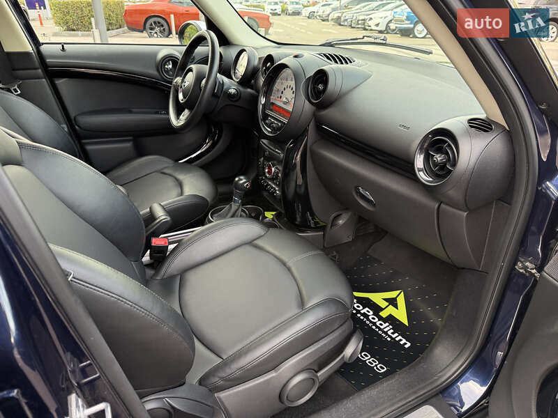 Внедорожник / Кроссовер MINI Countryman 2014 в Киеве