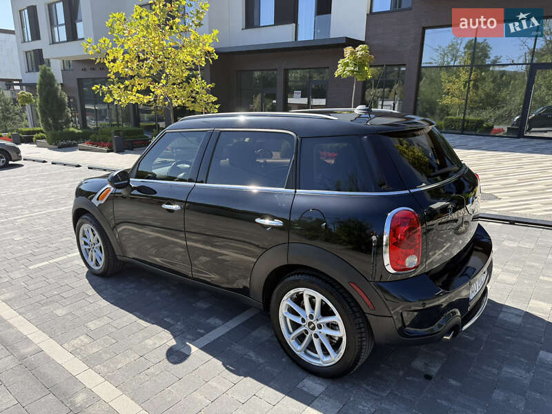 Внедорожник / Кроссовер MINI Countryman 2015 в Ужгороде