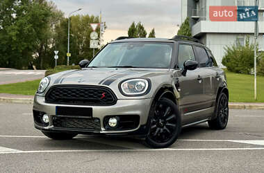 Хэтчбек MINI Countryman 2019 в Киеве