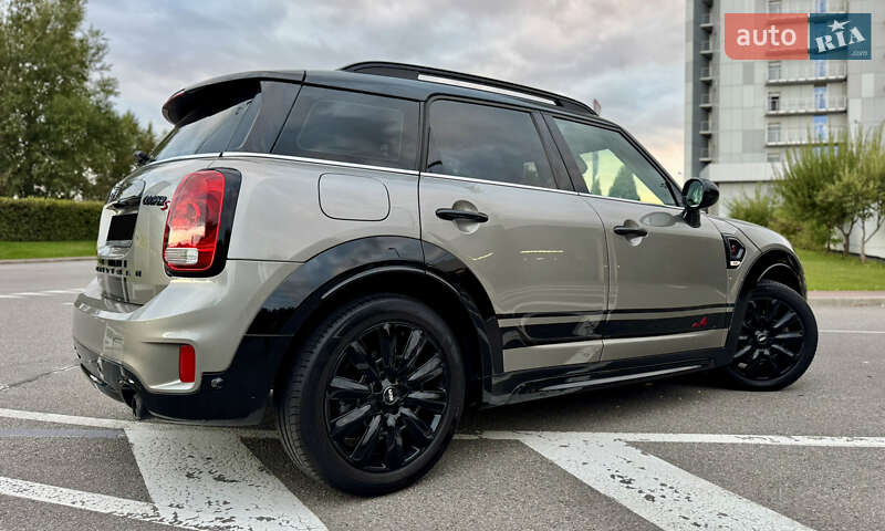 Хэтчбек MINI Countryman 2019 в Киеве