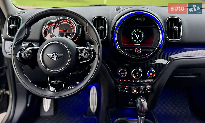 Хэтчбек MINI Countryman 2019 в Киеве