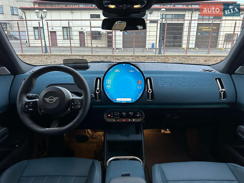 Внедорожник / Кроссовер MINI Countryman 2024 в Киеве