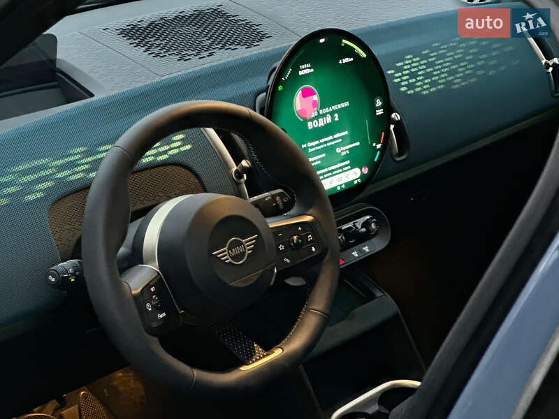 Внедорожник / Кроссовер MINI Countryman 2024 в Киеве