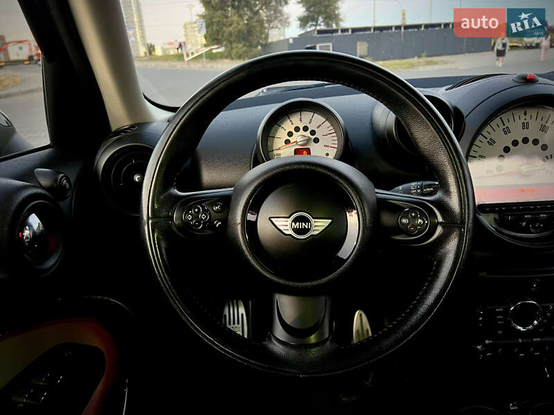 Внедорожник / Кроссовер MINI Countryman 2013 в Киеве фото 30 Внедорожник / Кроссовер MINI Countryman 2013 в Киеве