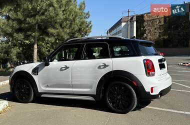 Хэтчбек MINI Countryman 2020 в 